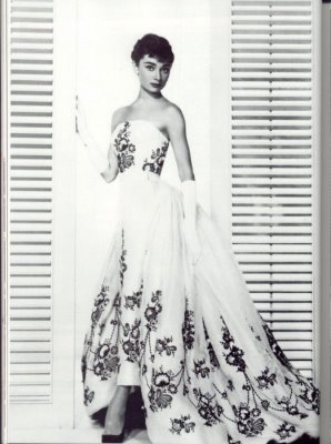 Givenchy porté par Hepburn