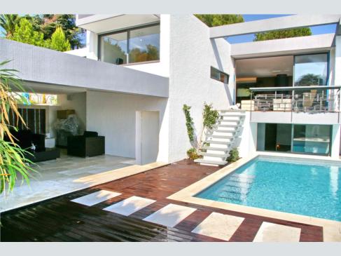 Cannes, Nice, French Riviera, piscine villa de luxe